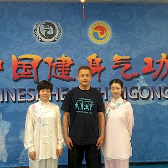 With mainland Chinese Qigong Professors Wang Jing (Tong Ji University, Shanghai) and Tao Su Xiu (Chengdu University) at the BHQA Ba Duan Jin instructor training course in the UK (May 2016)